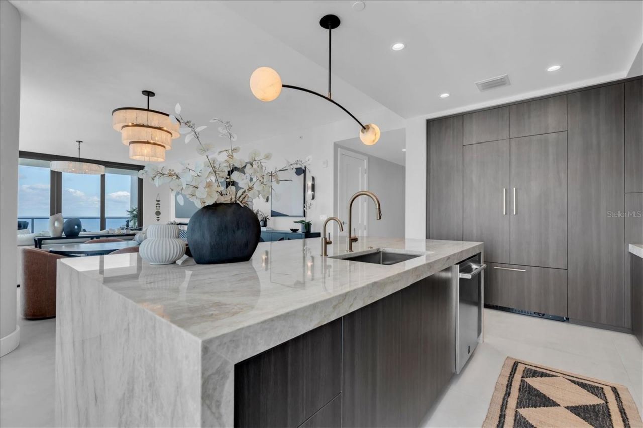 301 1st Street S, Unit 3003, Saint Petersburg, FL 33701 Photo