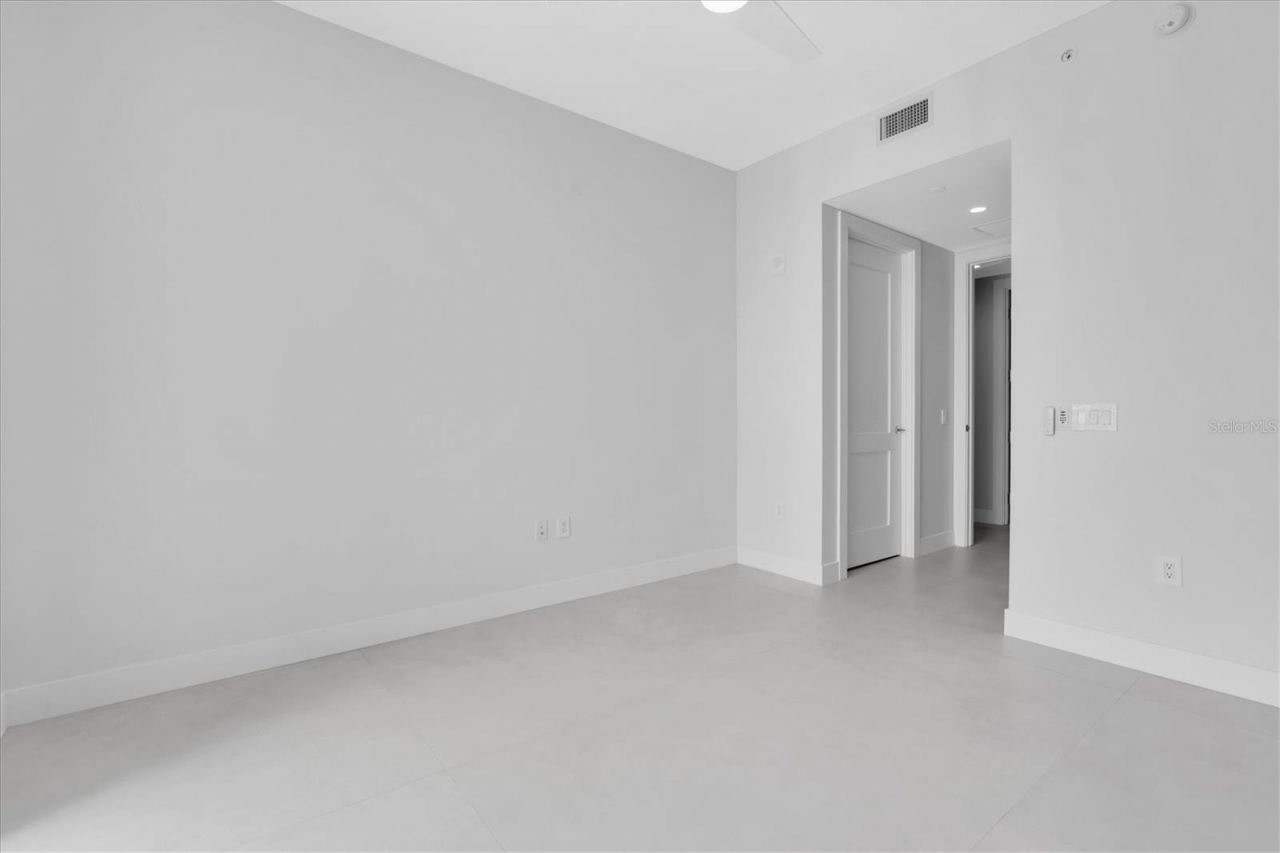 301 1st Street S, Unit 3003, Saint Petersburg, FL 33701 Photo