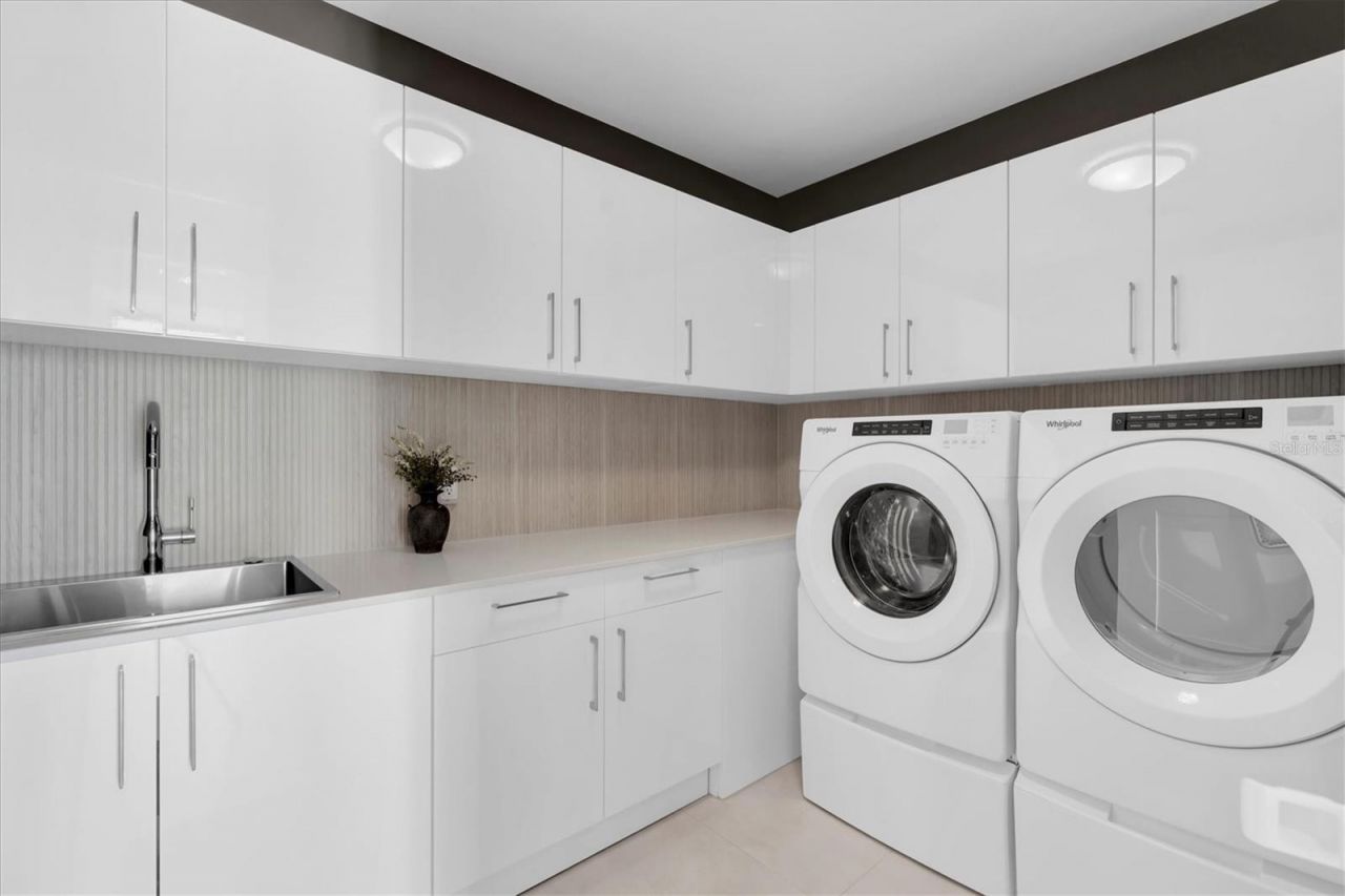 301 1st Street S, Unit 3003, Saint Petersburg, FL 33701 Photo