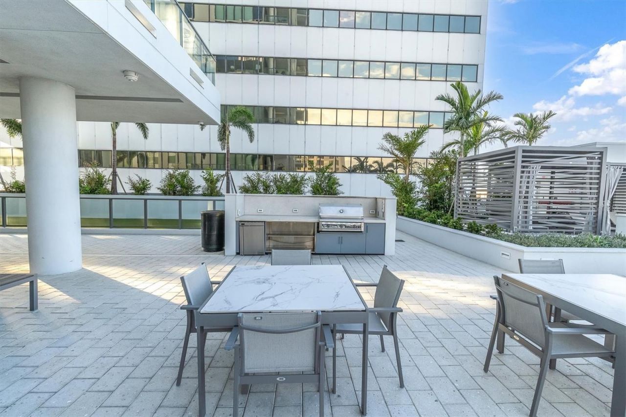 301 1st Street S, Unit 3003, Saint Petersburg, FL 33701 Photo