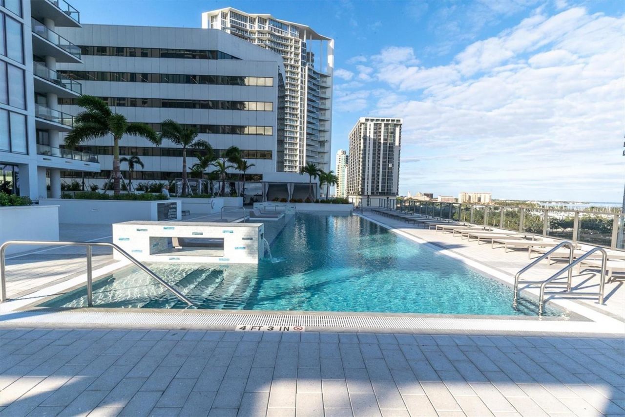 301 1st Street S, Unit 3003, Saint Petersburg, FL 33701 Photo