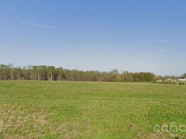 115 Woodpecker Road , Statesville, NC 28625