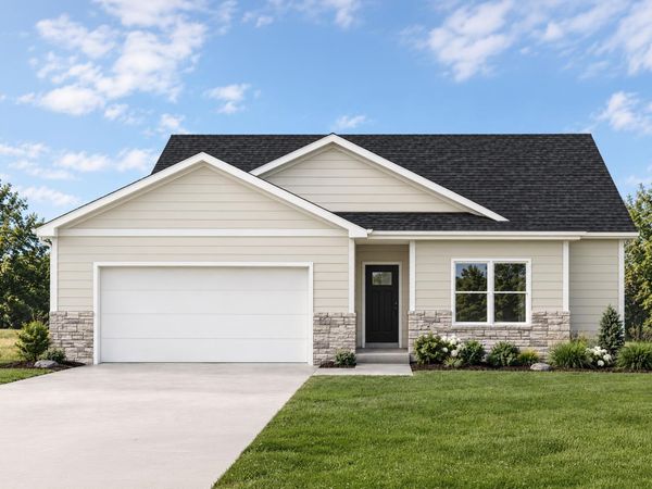 1228 Stone Lane, Waverly, IA 50677
