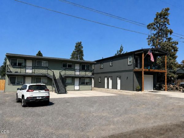 404 SE Railroad Street, Bend, OR 97702