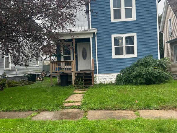504 N 1st Street, Marshalltown, IA 50158