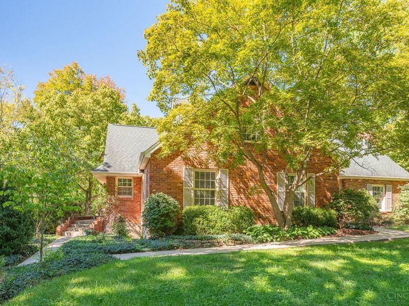 11119 Embassy Drive, Forest Park, OH 45240 Photo 3