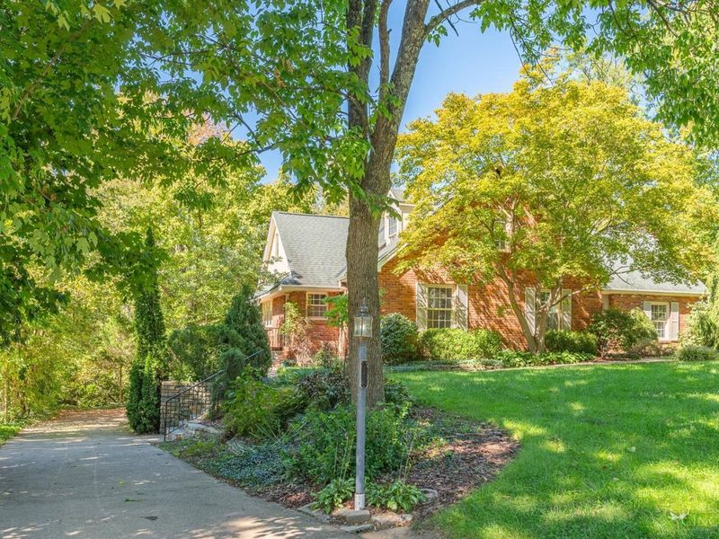 11119 Embassy Drive, Forest Park, OH 45240 Photo 4