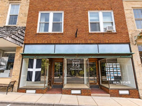 241 High Street, Mineral Point, WI 53565