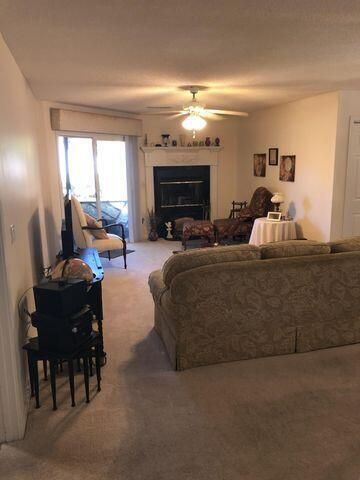 7935 Edgebrook Circle Photo 4