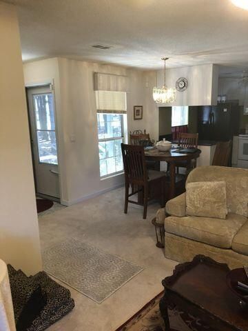 7935 Edgebrook Circle Photo 5
