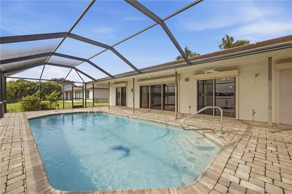 301 SE 18th Ave , Cape Coral, FL 33990 Photo