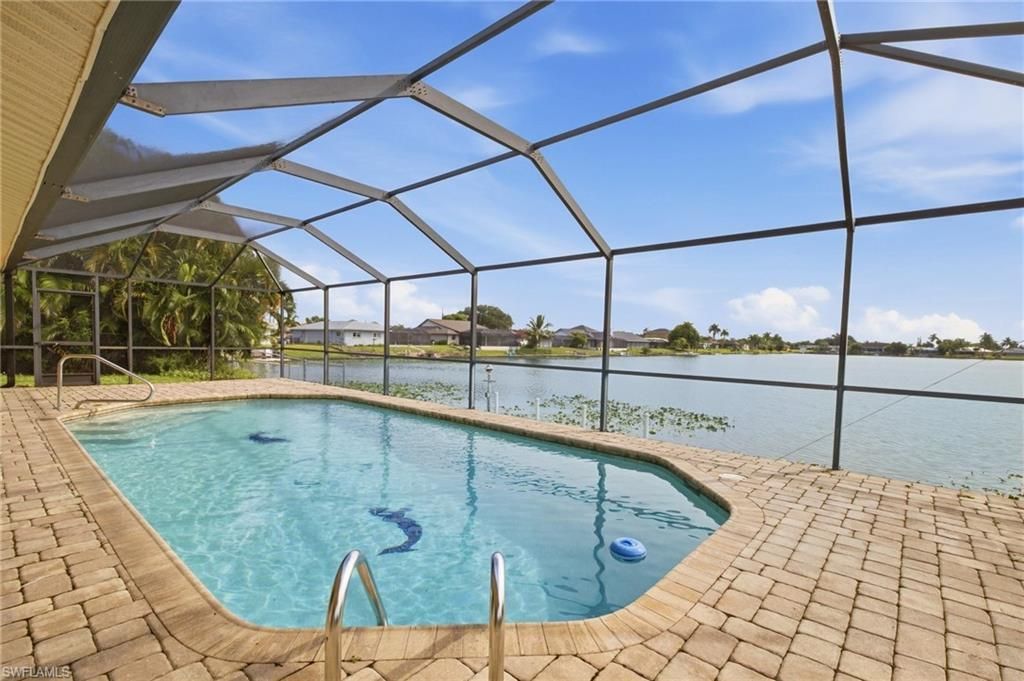 301 SE 18th Ave , Cape Coral, FL 33990 Photo