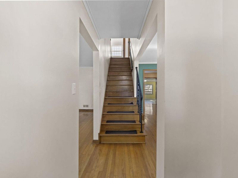 40 S Kellner Road, Columbus, OH 43209 Photo 11