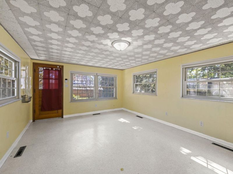 40 S Kellner Road, Columbus, OH 43209 Photo 22
