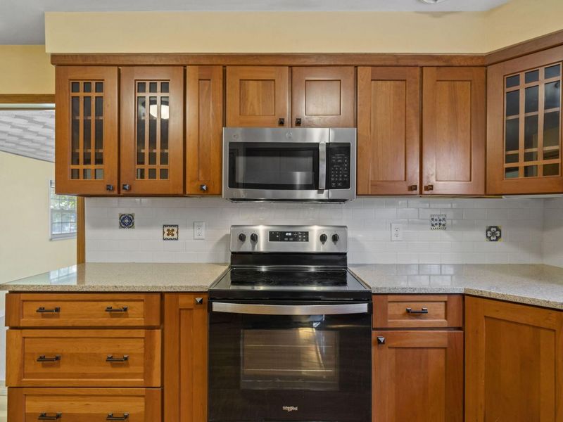 40 S Kellner Road, Columbus, OH 43209 Photo 9