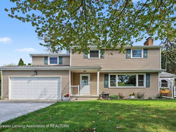 1004 E Thomas L Parkway, Lansing, MI 48917