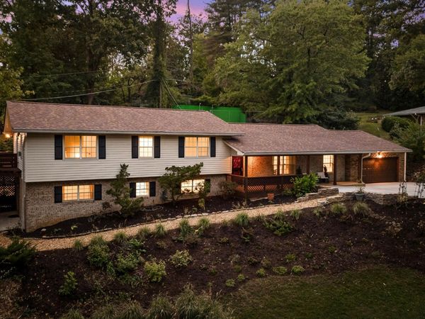 3008 Brownwood Drive , Chattanooga, TN 37404