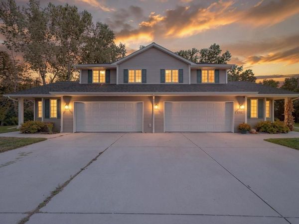 350 TONY LANE, Green Bay, WI 54303