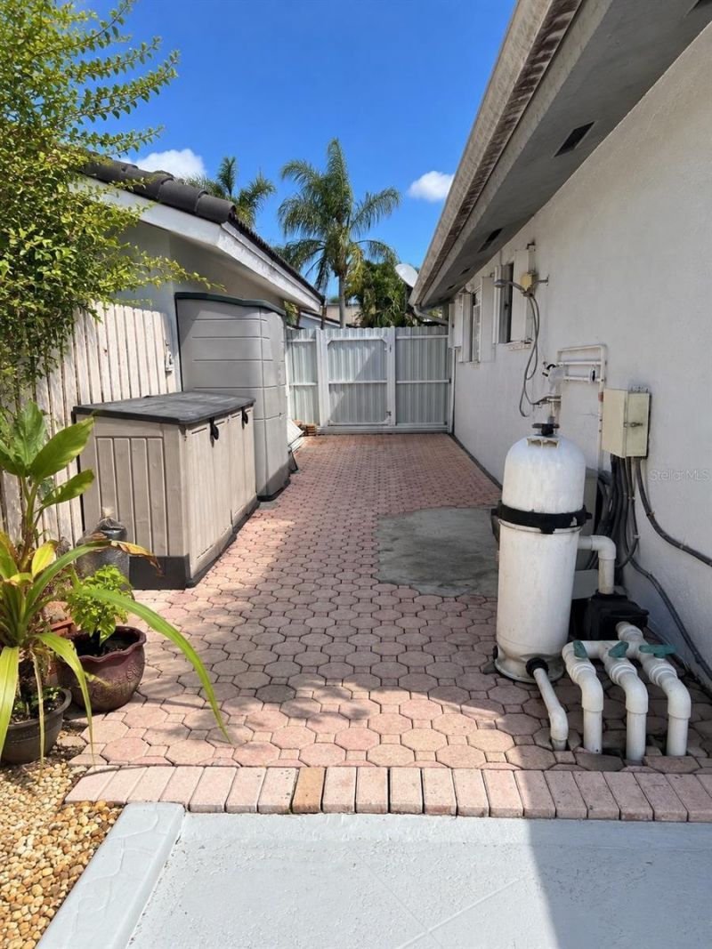 18398 SW 135th Avenue , Miami, FL 33177 Photo