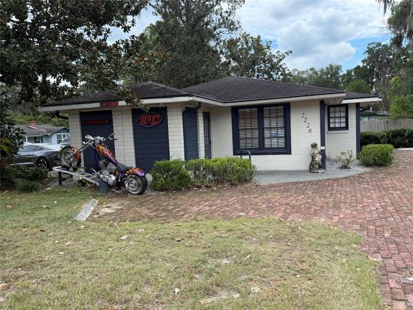 2226 NW 8TH COURT , GAINESVILLE, FL 32609