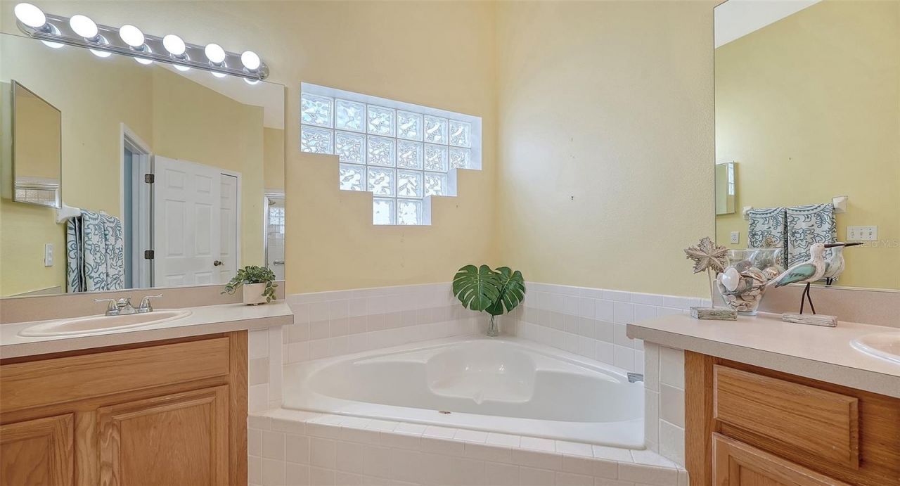 4942 Oldham Street, Sarasota, FL 34238 Photo
