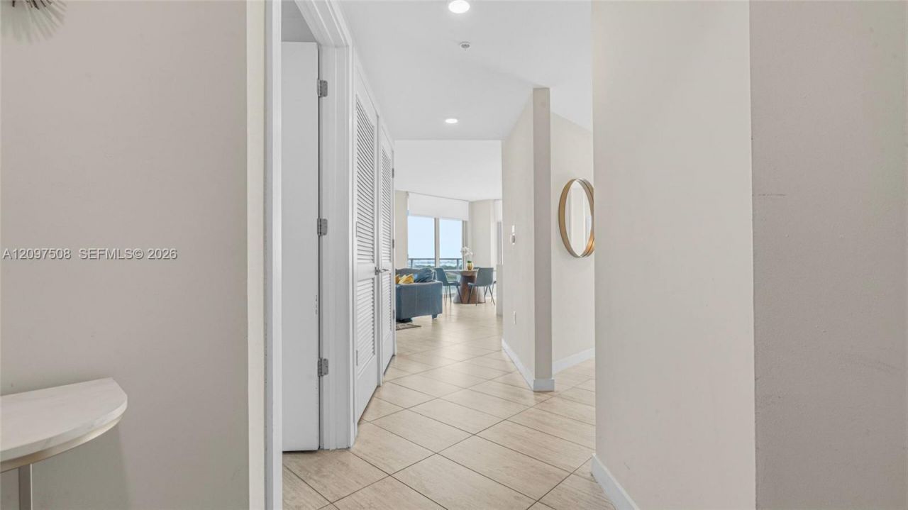 3900 Biscayne Blvd , Unit N-913, Miami, FL 33137 Photo