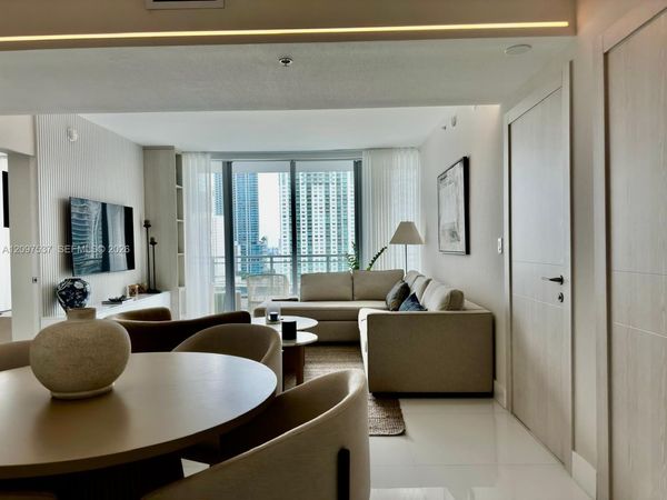 Unit 1711, Miami, FL 33130
