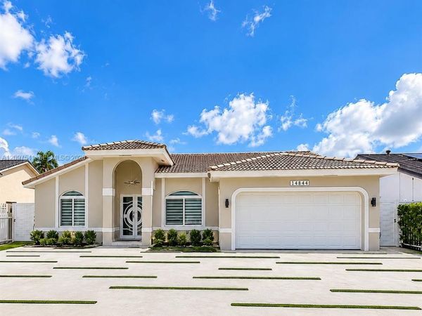 14844 SW 173rd Ter , Miami, FL 33187