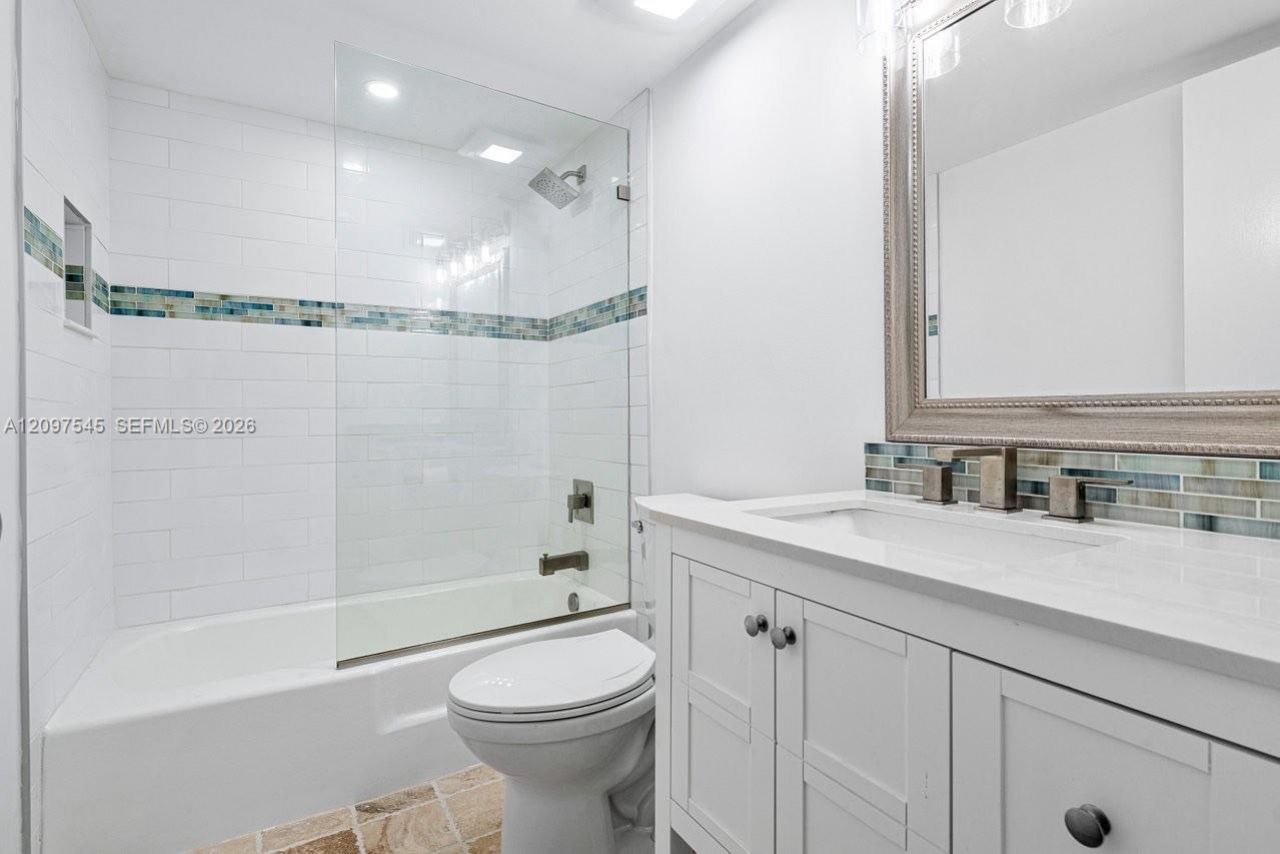 100 Waterway Rd , Unit A306, Tequesta, FL 33469 Photo