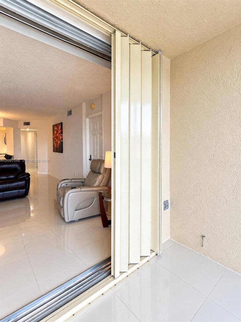 7874 Trent Dr , Unit 306, Tamarac, FL 33321 Photo