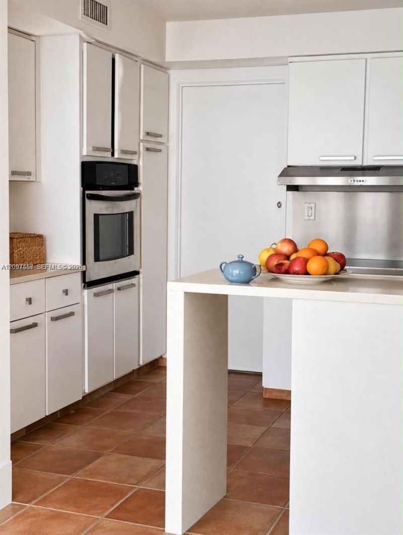 Please Call For Address, Unit 402, Miami, FL 33131 Photo
