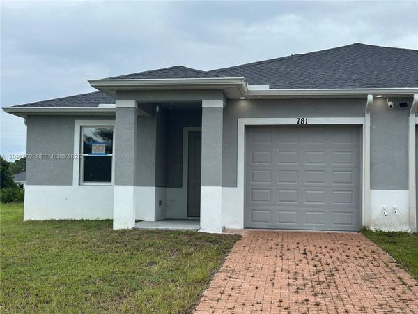 781 Bedford Dr, Unit n/a, Fort Myers, FL 33974