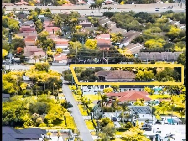 11691 SW 93rd St, Miami, FL 33176