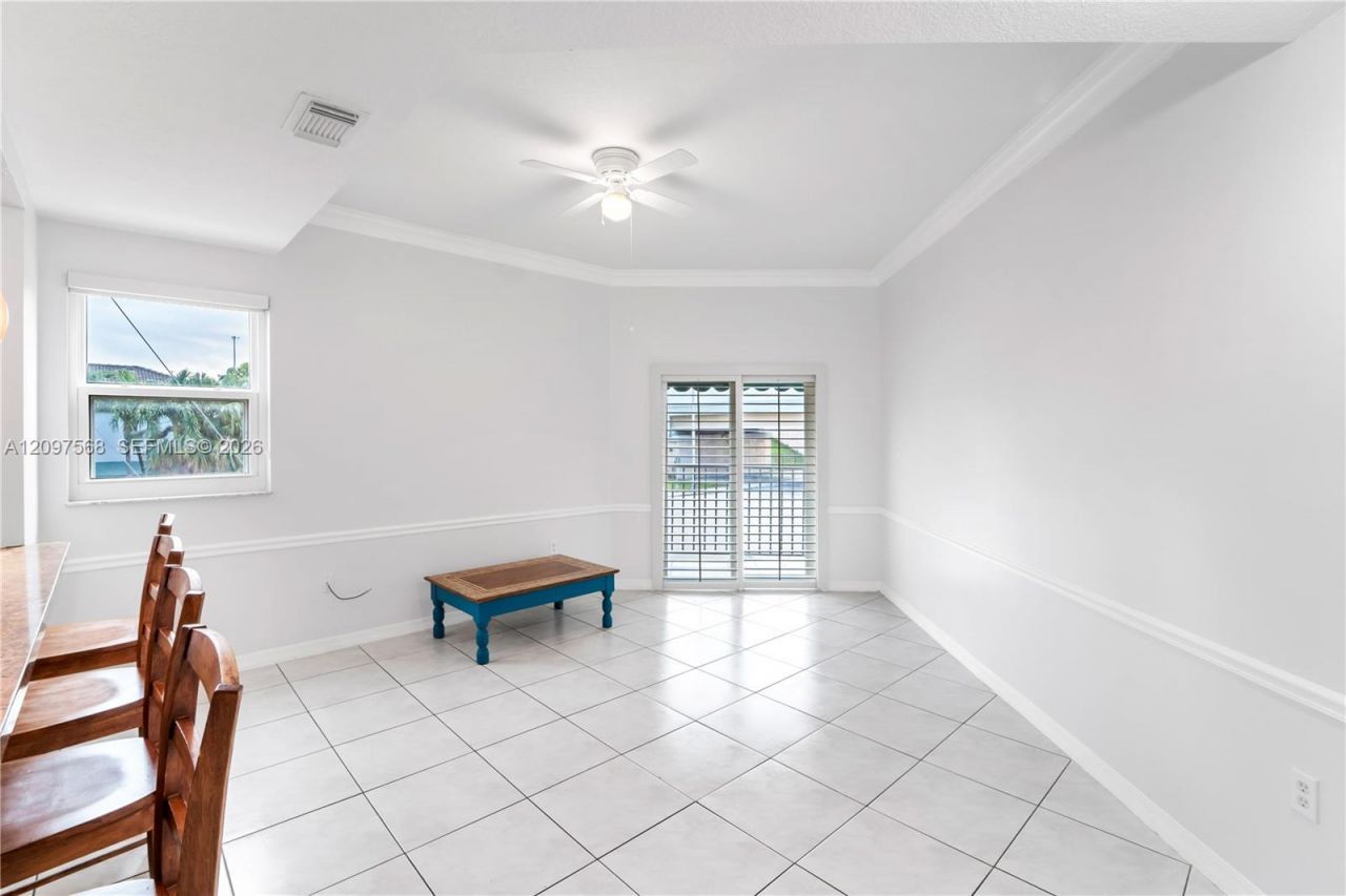955 NW 82nd Ave , Unit 213-C, Miami, FL 33126 Photo
