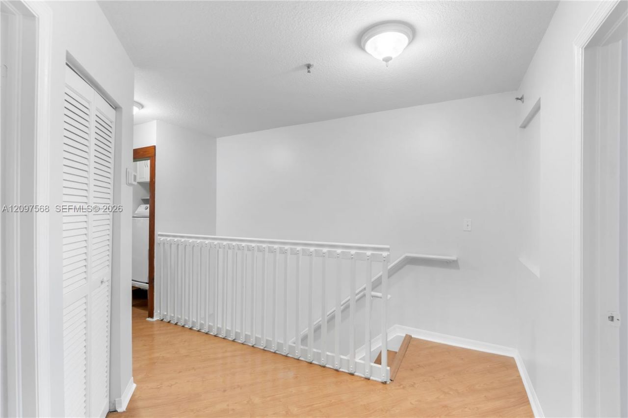 955 NW 82nd Ave , Unit 213-C, Miami, FL 33126 Photo