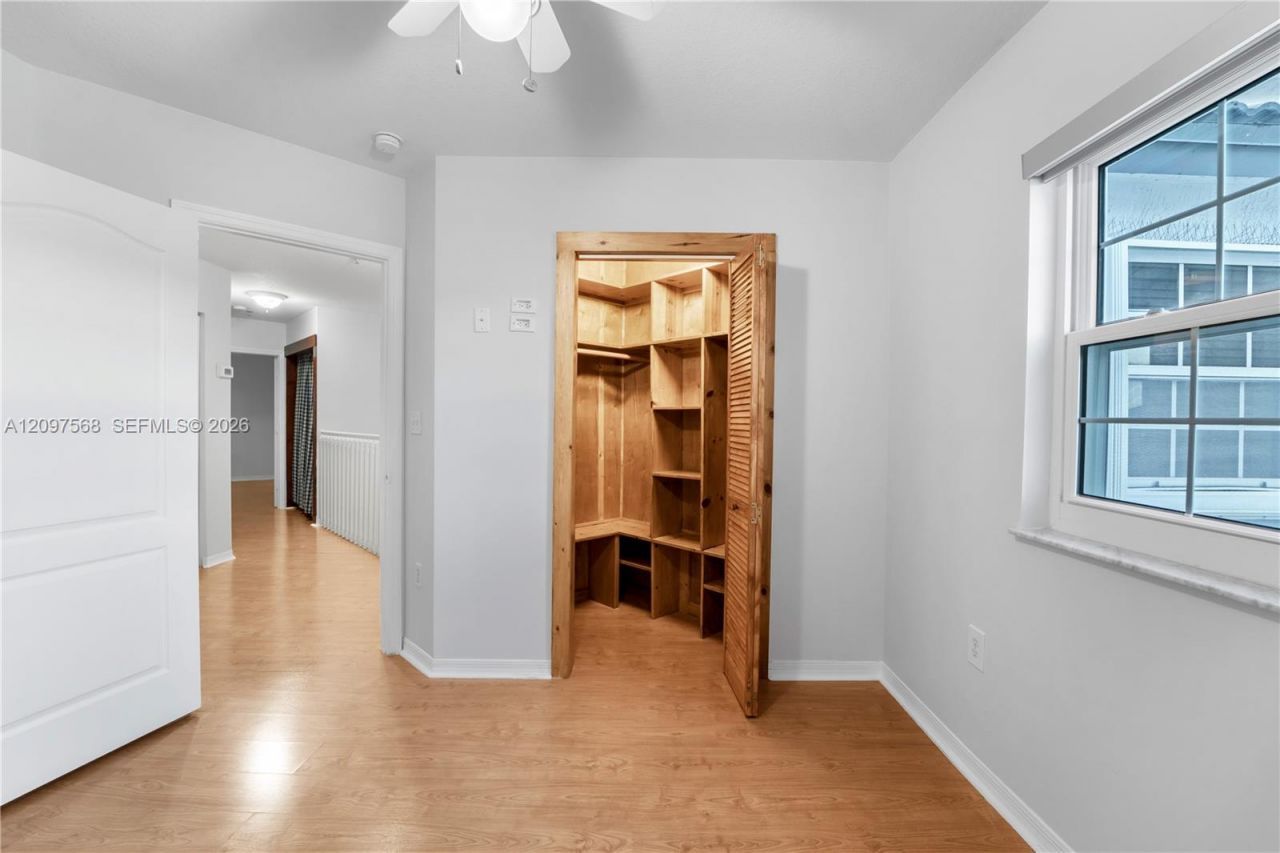 955 NW 82nd Ave , Unit 213-C, Miami, FL 33126 Photo