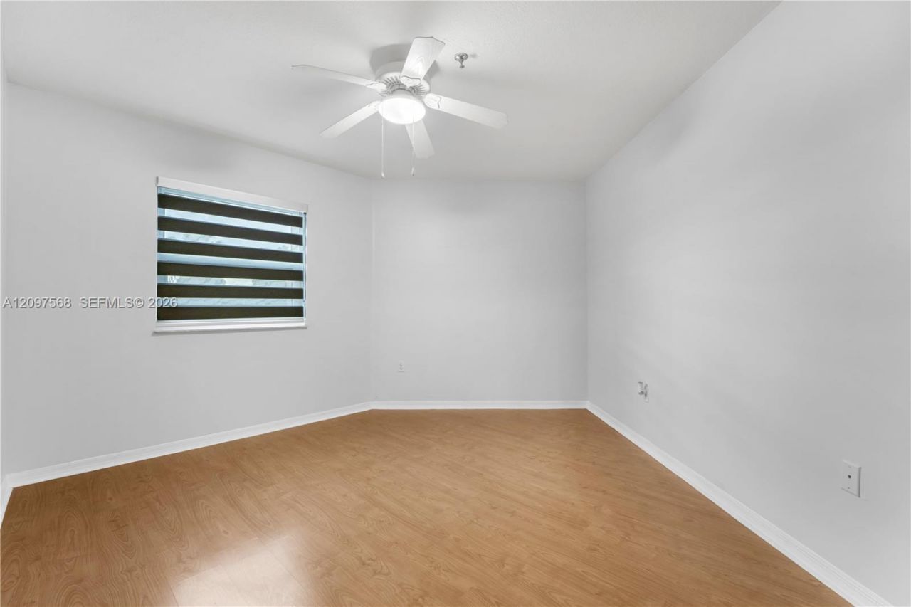 955 NW 82nd Ave , Unit 213-C, Miami, FL 33126 Photo