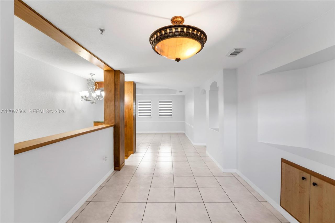 955 NW 82nd Ave , Unit 213-C, Miami, FL 33126 Photo