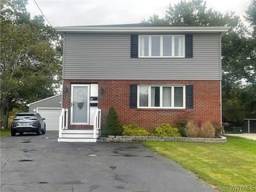 75 Majestic Terrace, Buffalo, NY 14218