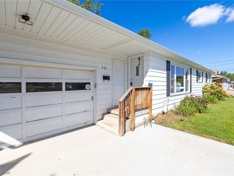 397 Apple Lane, Mansfield, OH 44905 Photo 2
