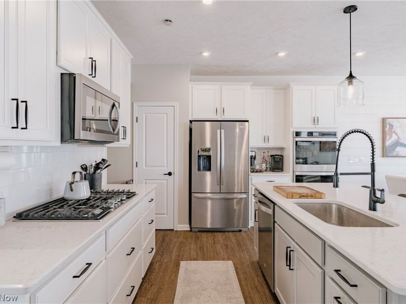 849 S Parkside Drive, Westlake, OH 44145 Photo 6