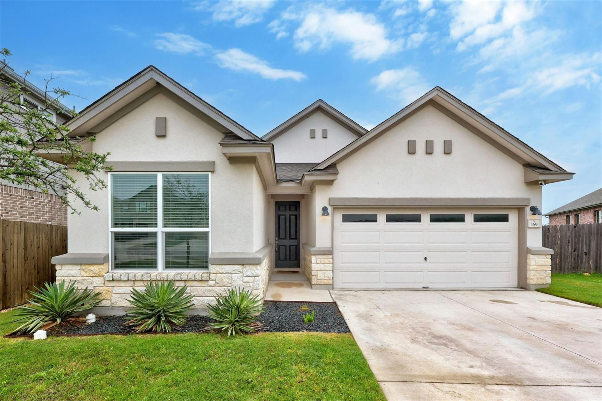 169 Kulmbacher Dr, Austin, TX 78728 Main Photo