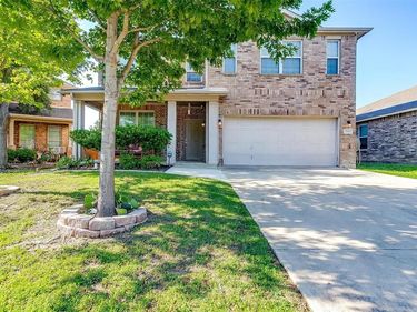 7056 Welshman Drive, Fort Worth, TX 76137
