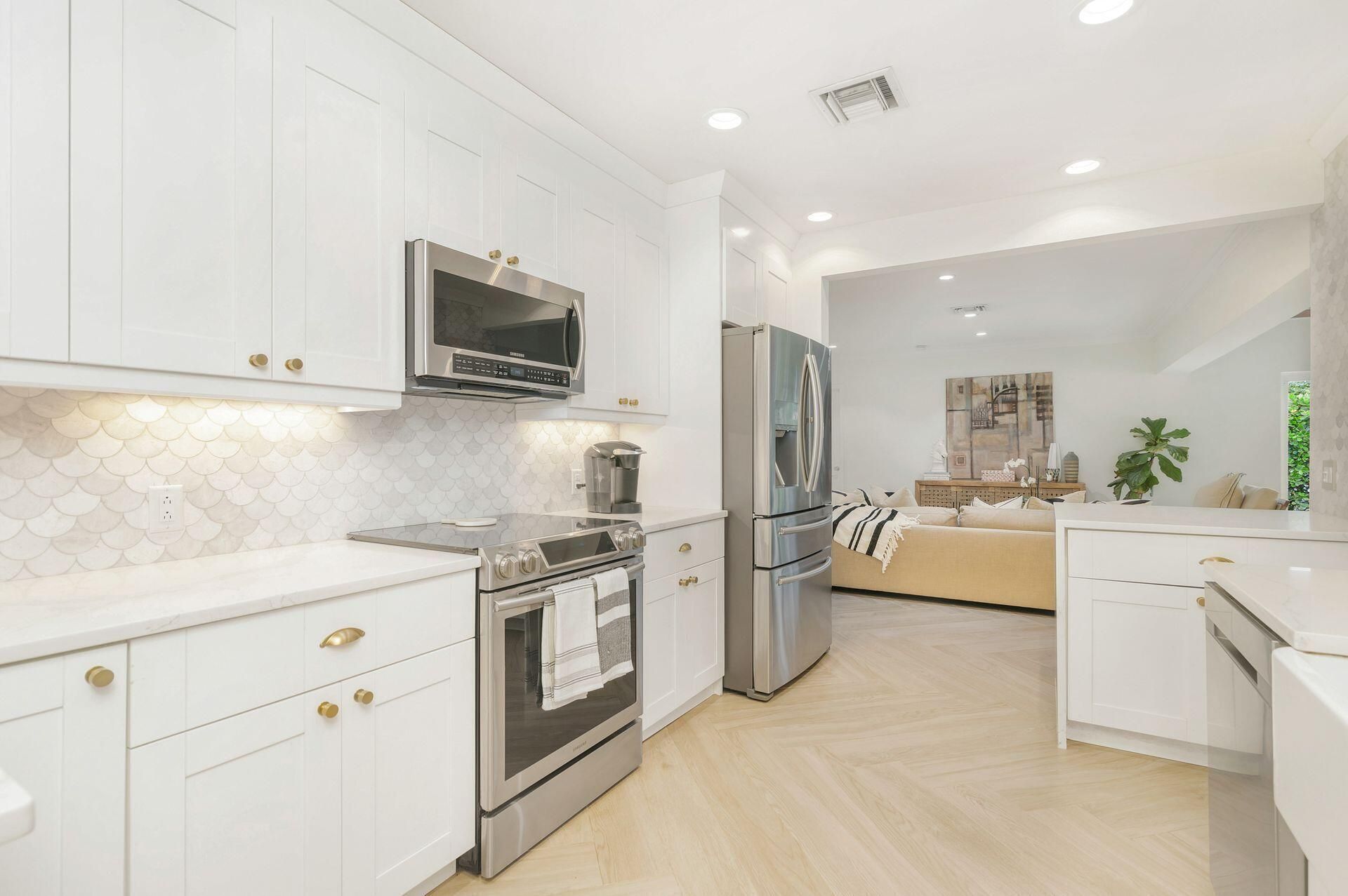 7813 Pine Tree Lane, West Palm Beach, FL 33406 Photo