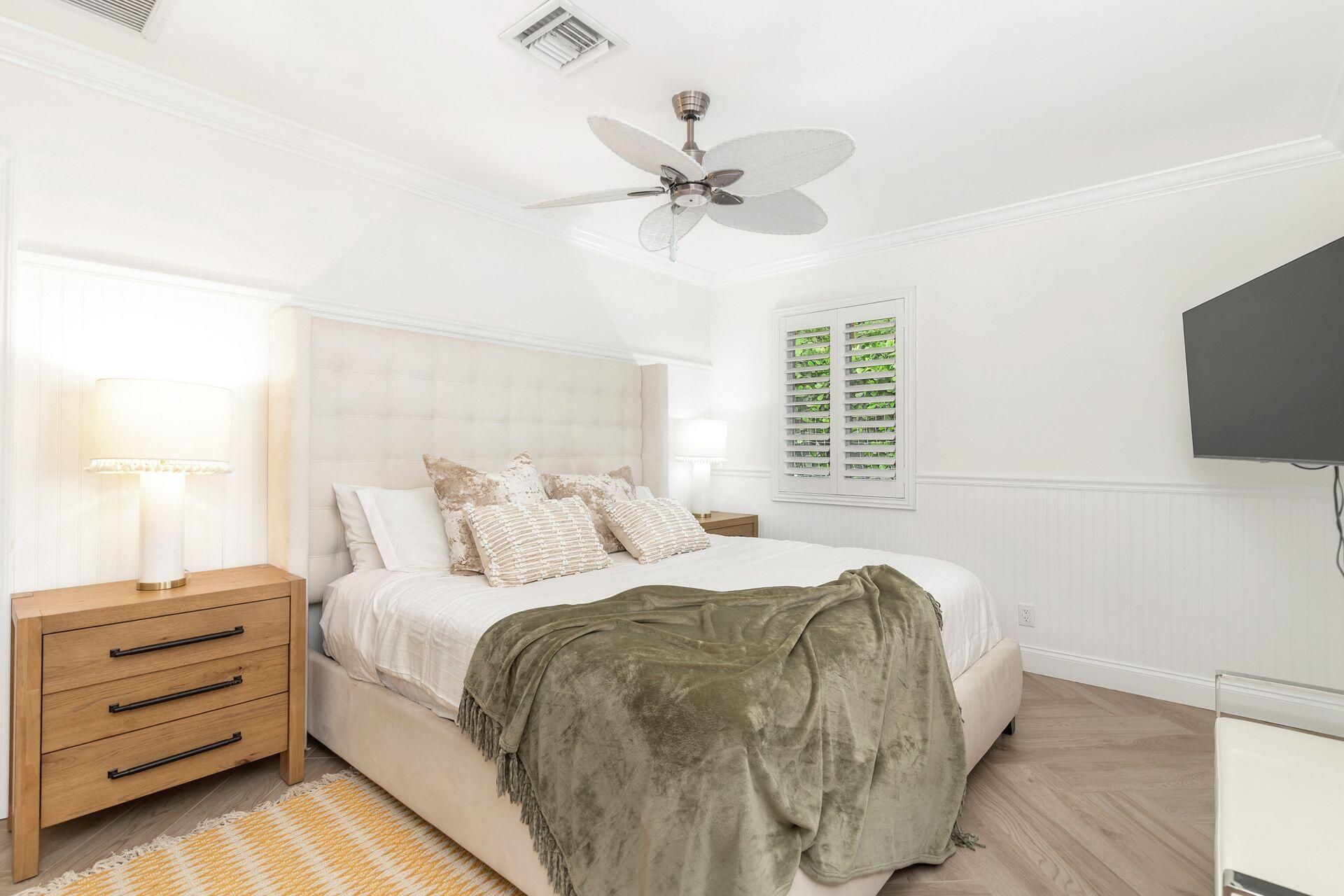7813 Pine Tree Lane, West Palm Beach, FL 33406 Photo