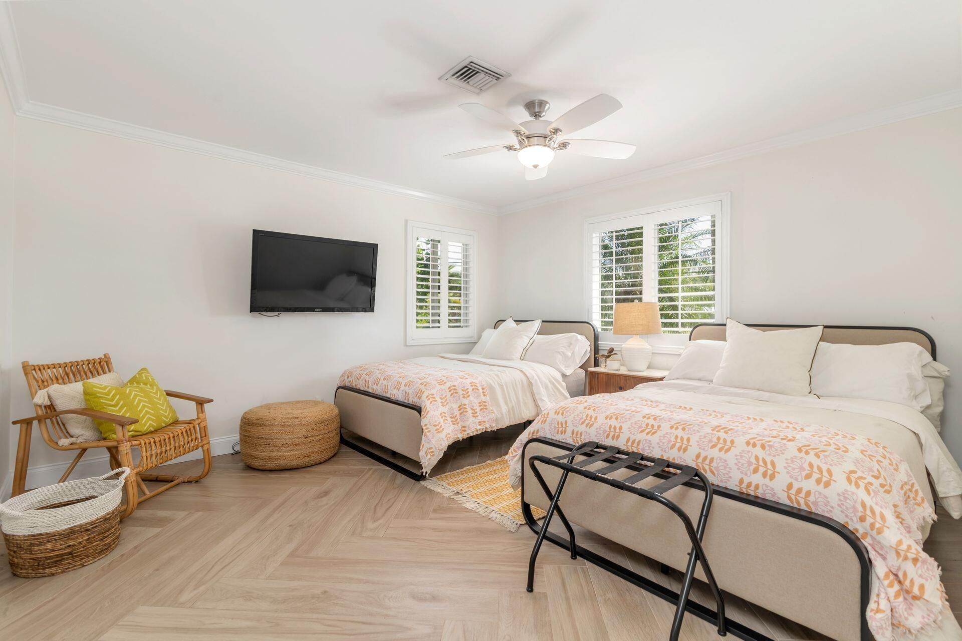 7813 Pine Tree Lane, West Palm Beach, FL 33406 Photo
