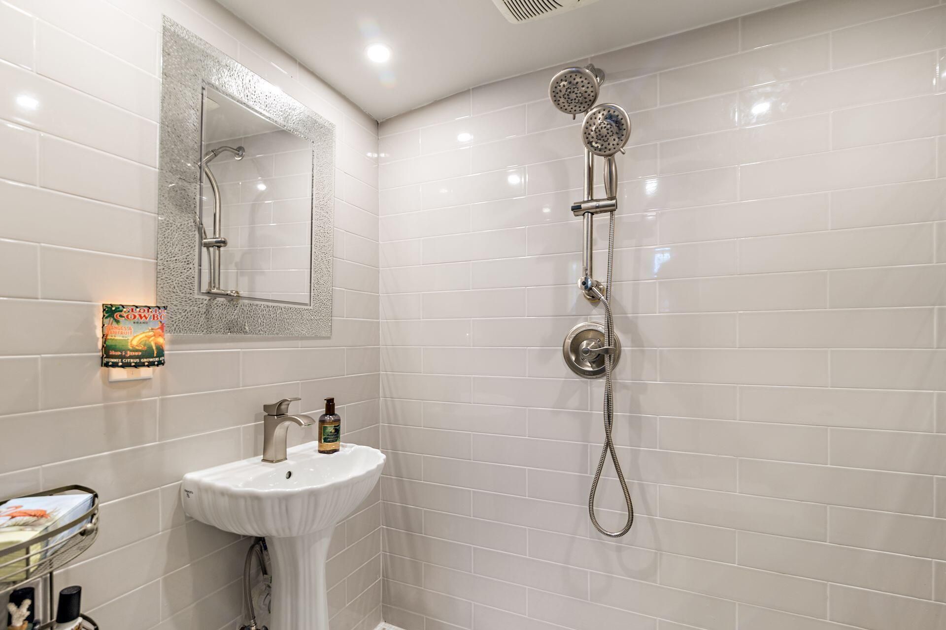 7813 Pine Tree Lane, West Palm Beach, FL 33406 Photo