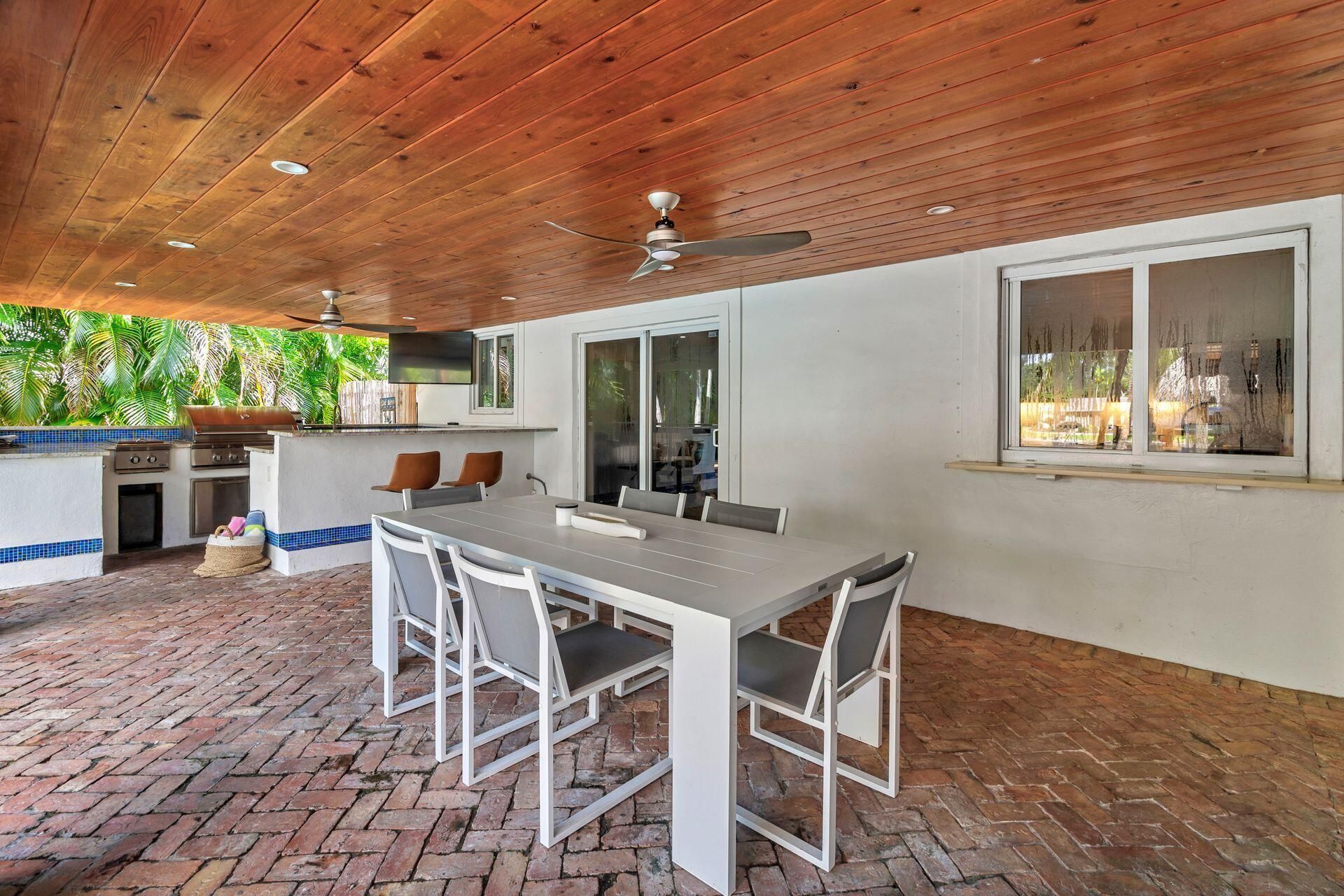 7813 Pine Tree Lane, West Palm Beach, FL 33406 Photo