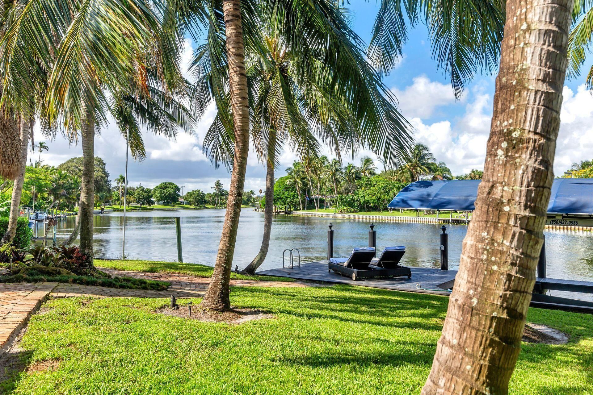 7813 Pine Tree Lane, West Palm Beach, FL 33406 Photo