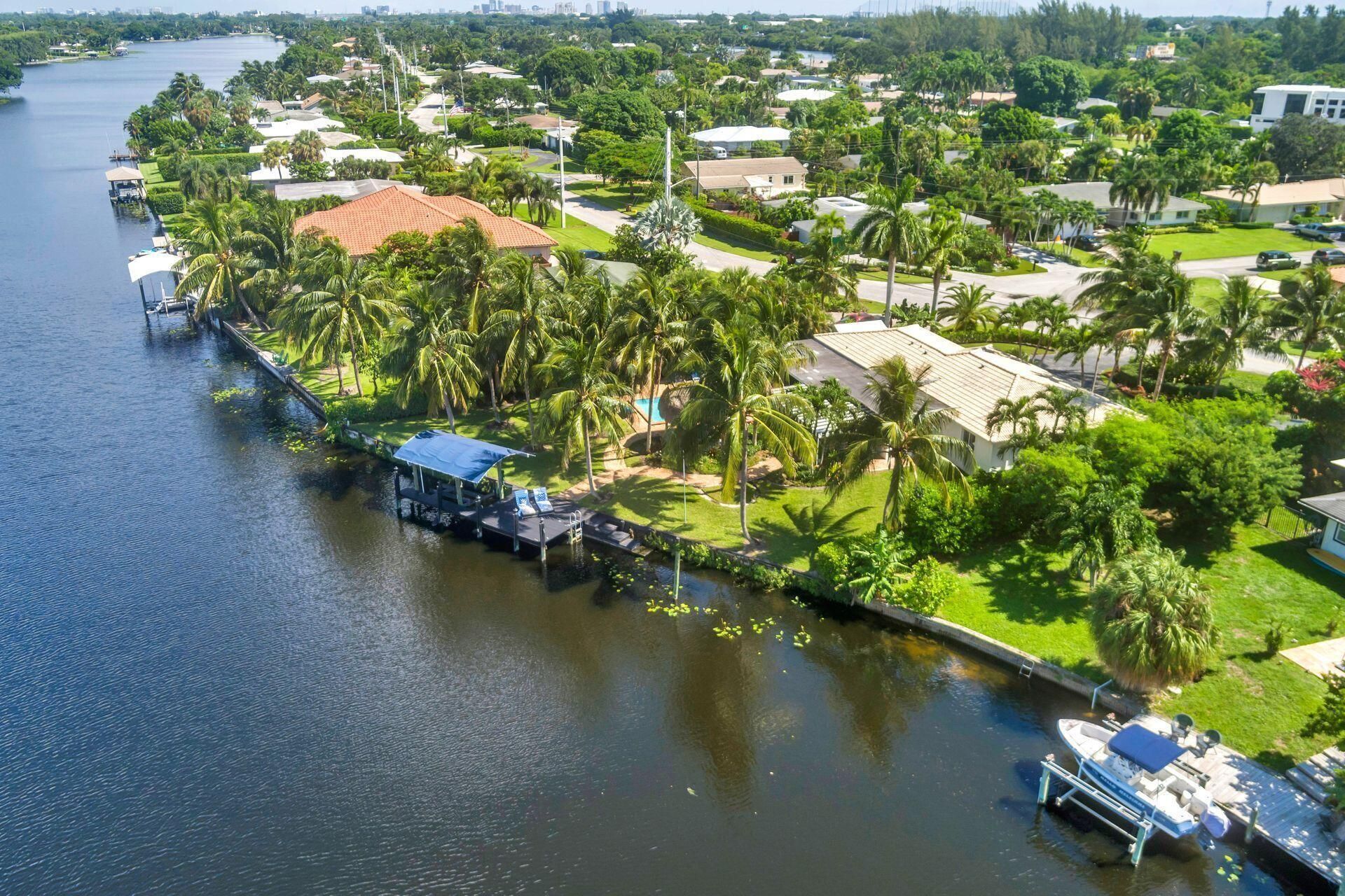 7813 Pine Tree Lane, West Palm Beach, FL 33406 Photo